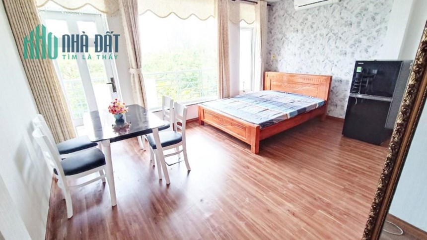 Phòng trọ KDC SADECO full nội thất, bancol, hầm xe.