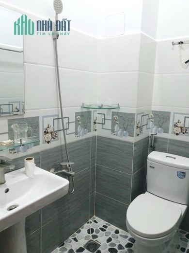 Nhà mới 4 tầng HXH đường Bông Sao P5Q8. Giá 6,9 tỷ TL