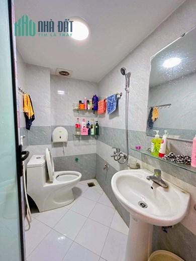 Chính chủ bán nhà MP Chùa Quỳnh HBT 35m2x5T mặt tiền 4m - kinh doanh ngày đêm,giá 8.5 tỷ