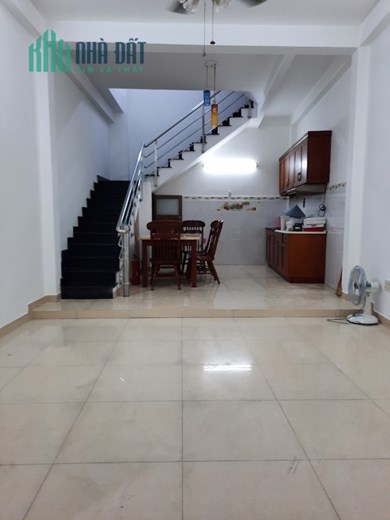 Bán rẻ nhà xinh 4 x 8m 1 trệt 2 lầu Nguyễn Văn Săng Quận Tân Phú TP.HCM