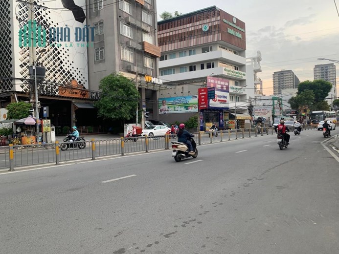 BÁN GẤP CHDV NGUYỄN THỊ THẬP,153M2, 3 TẦNG DÒNG TIỀN 600 TRIỆU CHỈ 11 TỶ