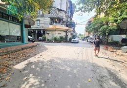 TÂY KẾT- HAI BÀ TRƯNG- HÀ NỘI - KHU VỰC HIẾM NHÀ BÁN- PHÂN LÔ VỈA HÈ- NGÕ NÔNG - THÔNG TỨ TUNG