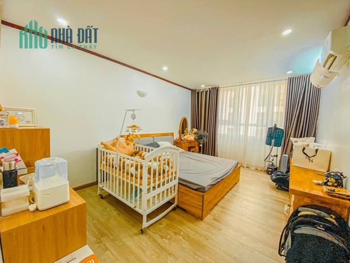 Bắn căn Chung cư Tòa B Chung cư Vinaconex 1 Khuất Duy Tiến 149m2