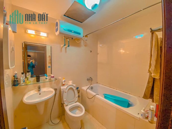 Bắn căn Chung cư Tòa B Chung cư Vinaconex 1 Khuất Duy Tiến 149m2