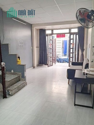 Nhà bán hẻm thông 57m2- Nở hậu Trần Nguyên Hãn P13Q8