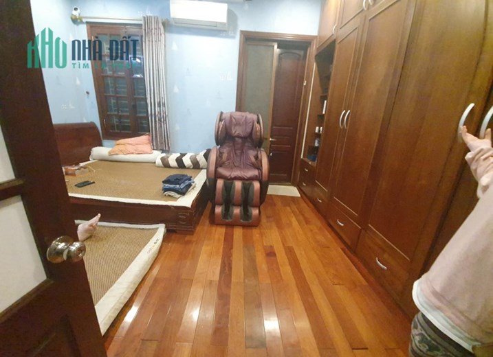 Bán nhà Đào Tấn,110m2,4T, ÔTô,Giá 16.5 tỷ