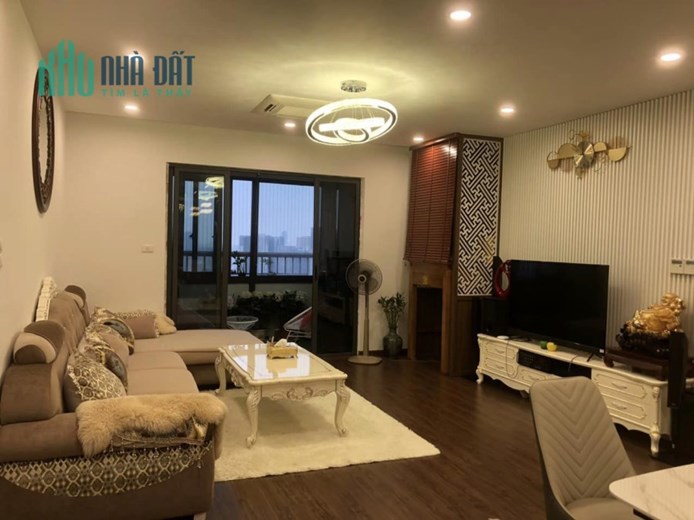 Bán Căn Chung Cư Tòa Nhà Sông Đà 131 Trần Phú 155m2 giá  4.78 tỷ