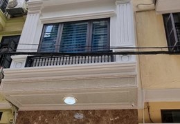 50m 4 Tầng Giá Nhỉnh 9 Tỷ Đường Hoàng Quốc Việt Vỉa Hè Rộng Kinh Doanh Cực Đỉnh. Chủ Cần Bán Nhanh.