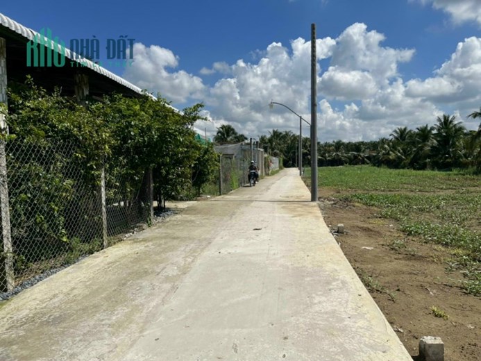 Bán 115,8m2 đất Ấp Long Thới, Xã Long An, SHR chỉ 430tr. Lh:0942620340