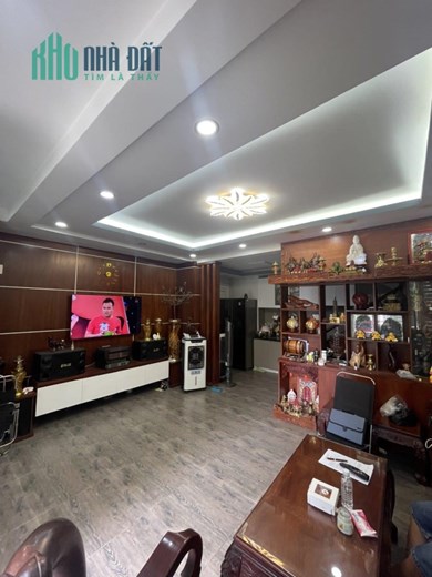 Bán nhà HXH Lạc Long Quân - Quận Tân Bình - 5Tầng - 47m2 - Chỉ Nhỉnh 7Tỷ.