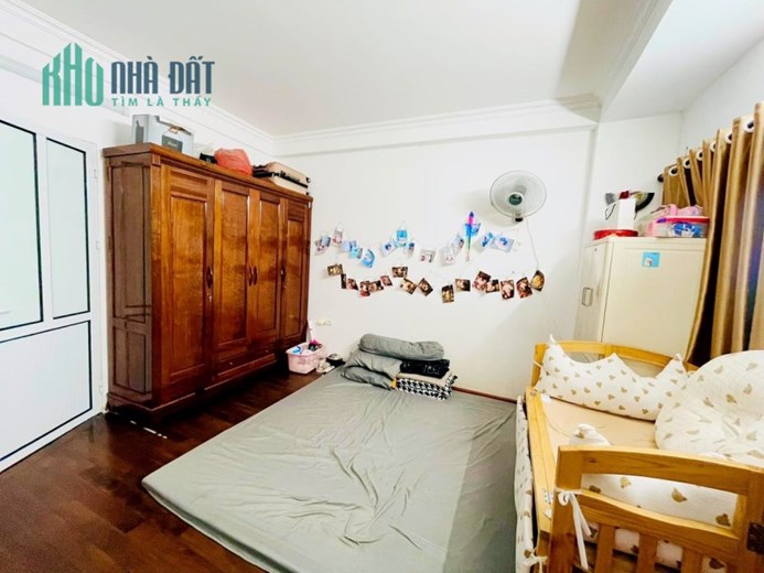 CHỦ CẦN BÁN NHÀ 5 TẦNG 3 PHÒNG NGỦ PHỐ VĨNH PHÚC QUẬN BA ĐÌNH GIÁ:3 x TỶ .