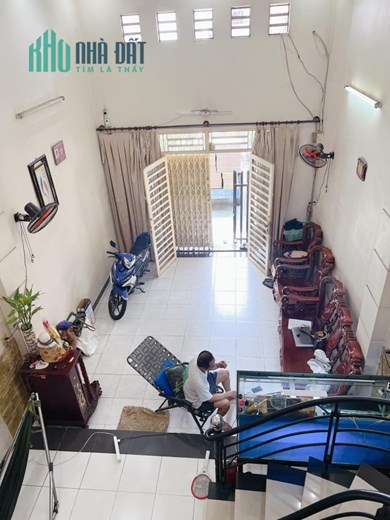 NHÀ ĐOÀN VĂN BƠ, Q.4, HẼM 4M, DT: 4/5.5x13.5, 4 TẦNG, NHỈNH 5 TỶ.
