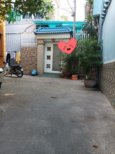 NHÀ TÔN ĐẢN, TRƯỚC NHÀ SÂN LỚN 4M, DT: 4x12, 2 TẦNG, NHỈNH 3 TỶ.