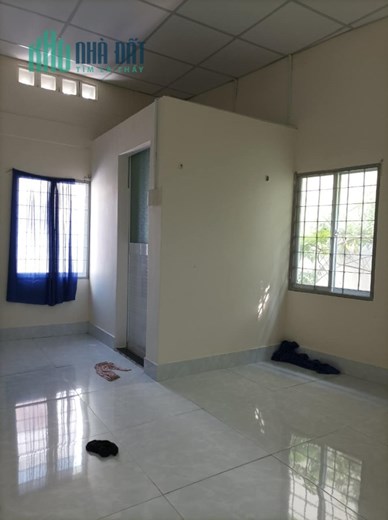 NHÀ TÔN ĐẢN, TRƯỚC NHÀ SÂN LỚN 4M, DT: 4x12, 2 TẦNG, NHỈNH 3 TỶ.