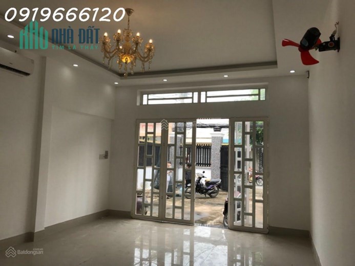 Bán nhà mặt tiền Hoàng Phan Thái DT 280m2 thuận tiện kinh doanh mua bán sản xuất
