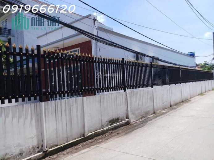 Bán nhà mặt tiền Hoàng Phan Thái DT 280m2 thuận tiện kinh doanh mua bán sản xuất