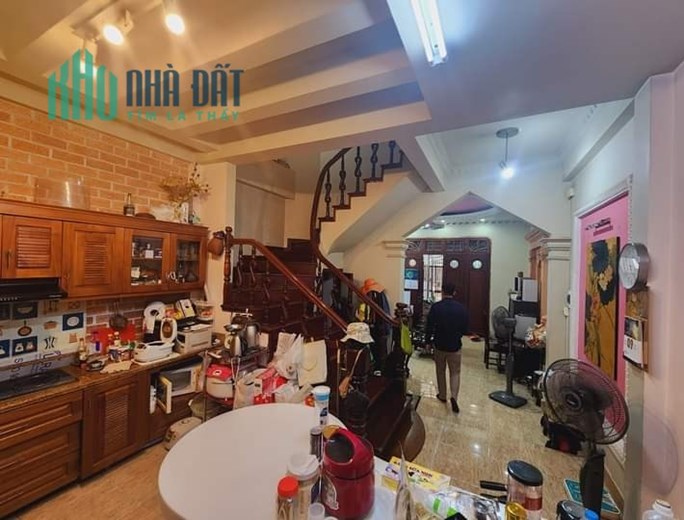 Nhà đẹp dân xây, 2 thoáng Dương Quảng Hàm 55m, 5t, 7.7 tỷ 0343564283