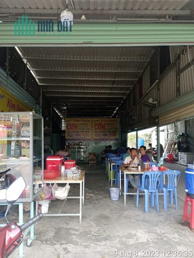 Chính chủ cần sang lại quán cơm gà xối mỡ - Địa chỉ: 59 đường d1 kp Đông An Phường Tân Đông Hiệp