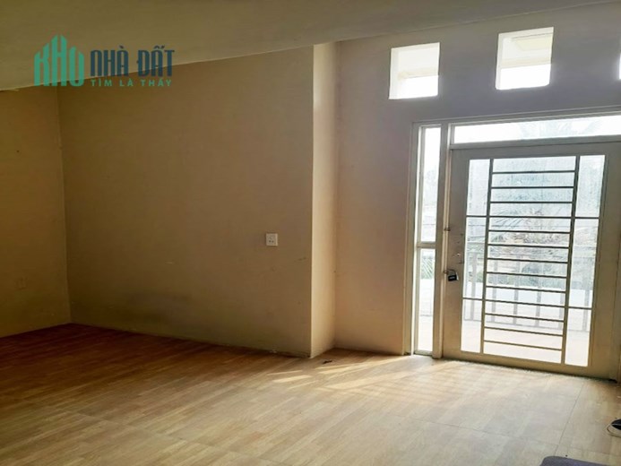 NHỈNH 3 TỶ - NHÀ 1/ NGẮN HẺM XE HƠI THẠNH LỘC QUẬN 12, 64M2, 2 TẦNG, 3 PN, NHÀ MỚI Ở NGAY.