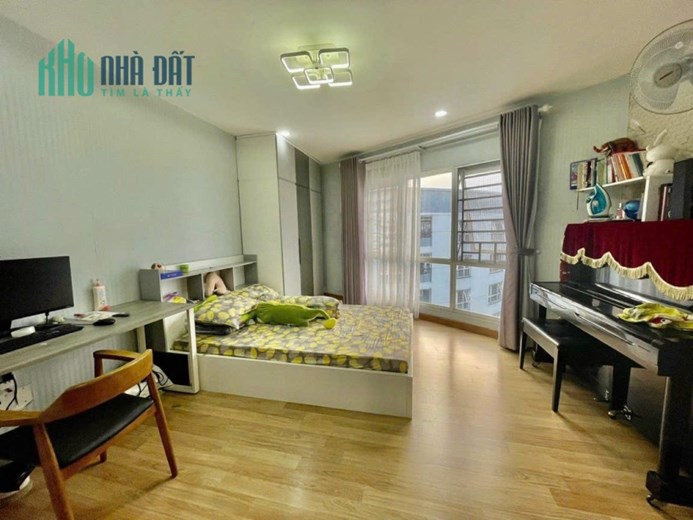 CĂN HỘ ĐẸP- GIÁ TỐT-VIEW BỜ KÈ  Chính Chủ Cần Bán Căn Góc Chung Cư Splendor - Gò Vấp