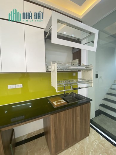 MẶT CHỢ KINH DOANH CÁC THỂ LOẠI - Ô TÔ TẢI TRÁNH NHAU - NHÀ MỚI ĐẸP KHÁCH XEM LÀ MÊ - 42M 6 TẦNG