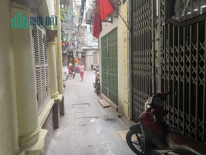 NHÀ DIỆN TÍCH RỘNG, PHÙ HỢP CHO THUÊ HOẶC MUA HỌC ĐẠI HỌC 3 TRƯỜNG BÁCH, KINH, XÂY. 36M 3 TẦNG 2TỶ55