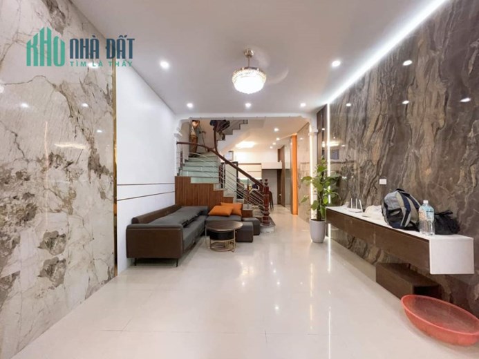 BÁN NHÀ MẶT NGÕ 279 HOÀNG MAI 5T Ô TÔ TRÁNH KINH DOANH. CHỈ HƠN 4 TỶ