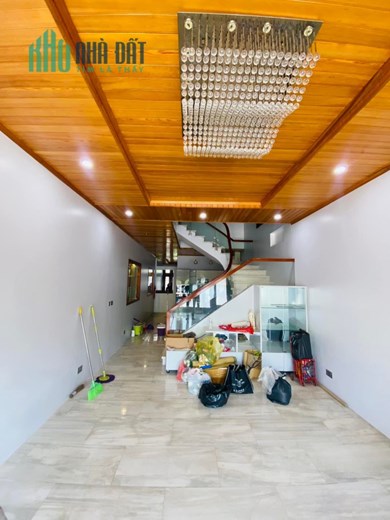 Bán nhà mặt phố Ngọc Thụy, 70m x 4 tầng, kinh doanh, MT 4m, 9 tỷ 7