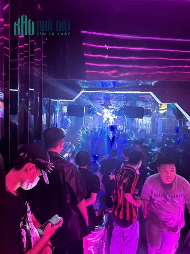 CẦN SANG NHƯỢNG QUÁN BAR PHỐ CỔ  tại phố Hàng Buồm