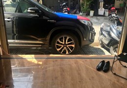 BÁN NHÀ MẶT TIỀN ĐẸP - 85M2.ĐỐI DIỆN MERCEDES QUANG TRUNG - THÔNG TỨ HƯỚNG. ￼
CÁCH CV LÀNG HOA CHỈ