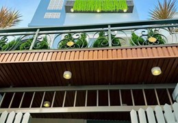 NHÀ BÁN  ĐẸP MÁI THÁI GIÁP CV LÀNG HOA - MERCEDES QUANG TRUNG.DT65M2 GIÁ TỐT.