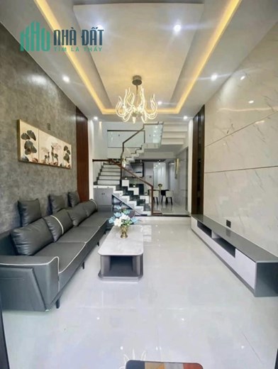 Bán nhà Nguyễn Ngọc Nại Thanh Xuân 45m2*5T, 5m ra phố, full tiện ích, chỉ 6 tỷ, Lh 0975666943.