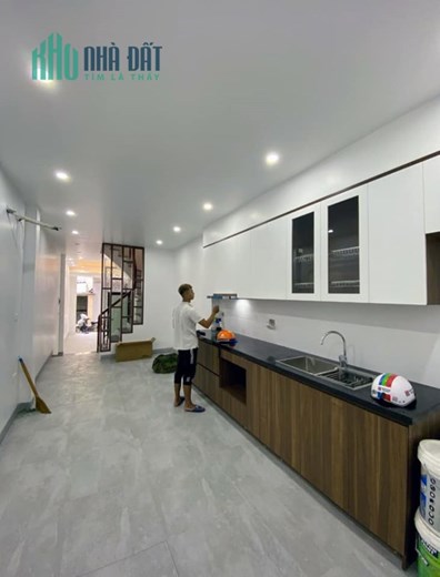Bán nhà Nguyễn Ngọc Nại Thanh Xuân 45m2*5T, 5m ra phố, full tiện ích, chỉ 6 tỷ, Lh 0975666943.