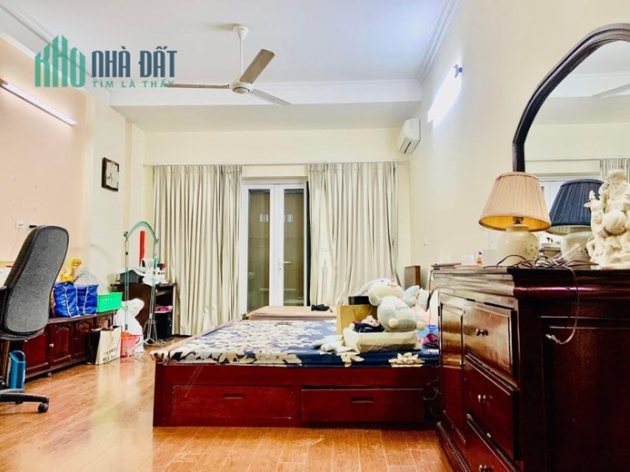 85m Mặ Tiền 9m Phố Đội Cấn Ba Đình. Ngõ Thông Tứ Phía Tiện Ích Ngập Tràn. Chủ Cần Bán Nhanh