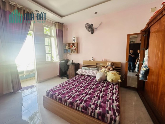 Có Visa định cư Úc bán gấp nhà 90m2 4 tầng ngang 5 hẻm nhựa 8m Tân Hòa Đông Bình Tân chỉ 8,5 tỷ TL.