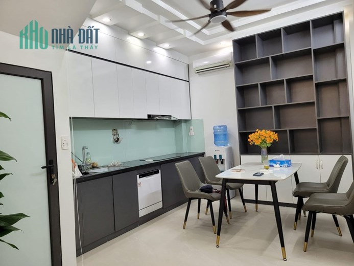 Bán tòa căn hộ 79m2 phố Vĩnh Phúc, Ba Đình 15 phòng Sang trọng Dòng tiền khủng Giá 10.5 Tỷ