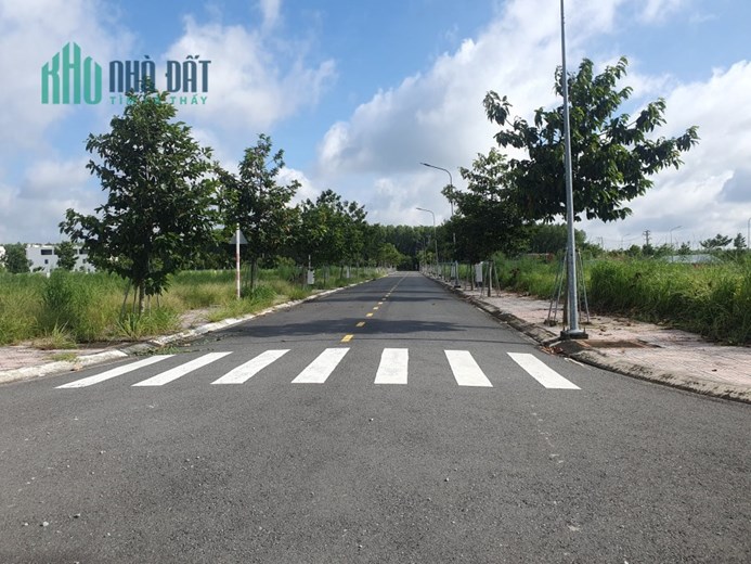 bán đất mặt tiền trục thương mại giá 1ty550 tại bàu bàng