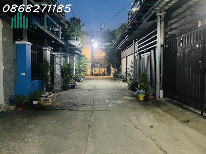 Bán Nhà Hóc Môn, HXH Trần Văn Mười, 52M2, 2 Tầng, SHR, Hoàn Công, Nhỉnh 3 Tỷ.