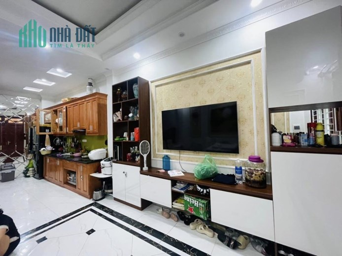 Bán nhà phố Ngọc Lâm - Lô Góc -Kinh Doanh - Vỉa hè - Oto tránh - 5 tầng - MT 5m- nhỉnh 10 tỷ