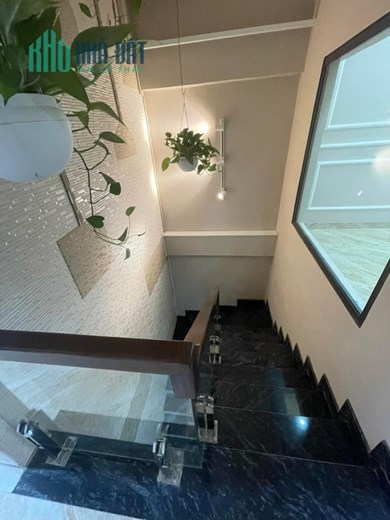 Chính Chủ Nhờ Bàn Hộ Căn Nhà Tại Phố Long Biên 3.1 Tỷ Tặng Kèm Nội Thất – Thiết Kế 40M2 x 4 Tầng .