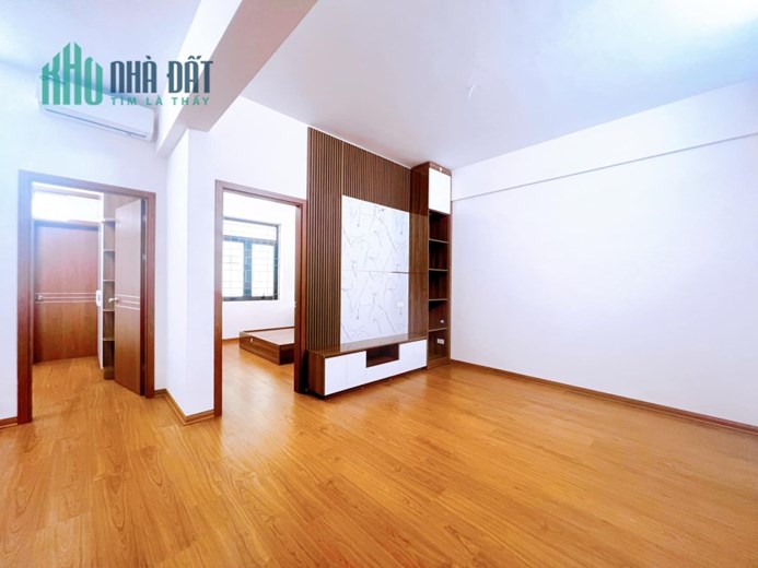 Bán chung cư 40 Xuân La – 58m2 – 2 Ngủ- Chỉ hơn 2 tỷ