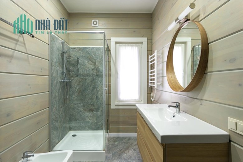 Đỗ Nhuận- Bán nhà 5 tầng, 3P. Ngủ, ngõ rộng, nông- Giá 2,92 tỷ