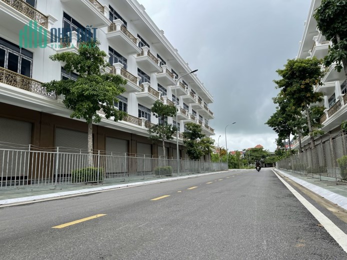 ĐỒNG GIÁ NHÀ 4 TẦNG KĐT  XUÂN HƯNG TP.THANH HÓA  -  HOTLINE: 0966 343 969
