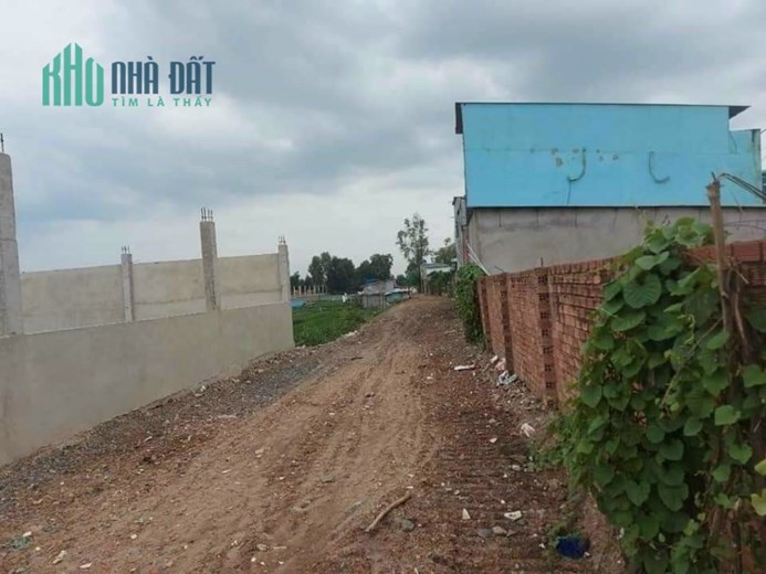ĐẤT ĐẸP - GIÁ TỐT - Cần Bán Lô Đất Vị Trí Đắc Địa Tại huyện Bình Chánh, TPHCM