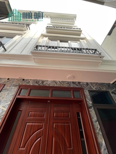 ĐỐI DIỆN CÔNG AN PHƯỜNGBẠCH MAI- NHÀ ĐẸP - 40M2- 5T  Ở LUÔN GIÁ CHỈ 3T TỶ 5.LH 0987136162