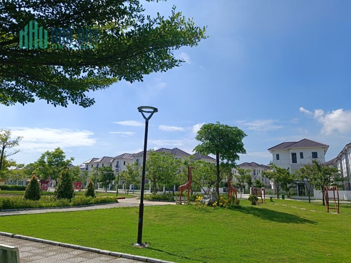 Lời ngay 1 tỷ khi bắt đáy thị trường biệt thự ven đô.