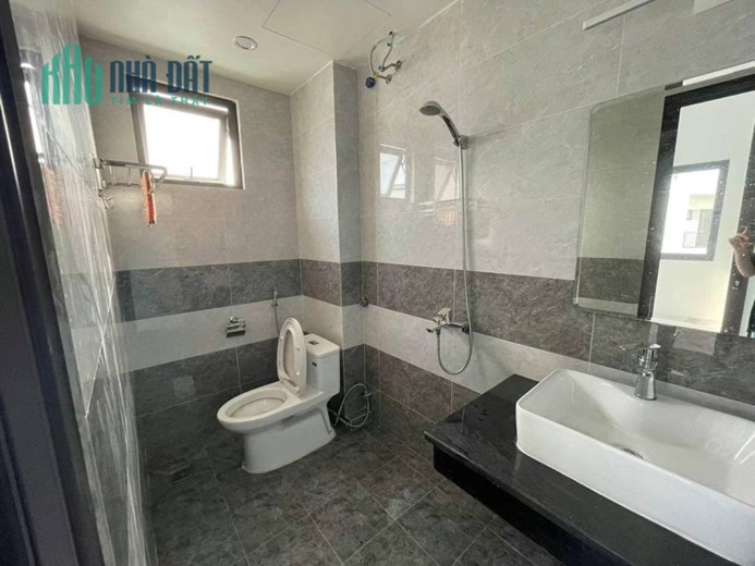 Mời thuê căn góc 3 tầng có sân vườn tiểu cảnh tại Vsip Bắc Ninh, chỉ 18 triệu/tháng