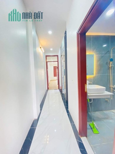 Bán nhà Hoàng Văn Thái 65m2 7 tầng thang máy kinh doanh ô tô vào nhà giá 17,8 tỷ
