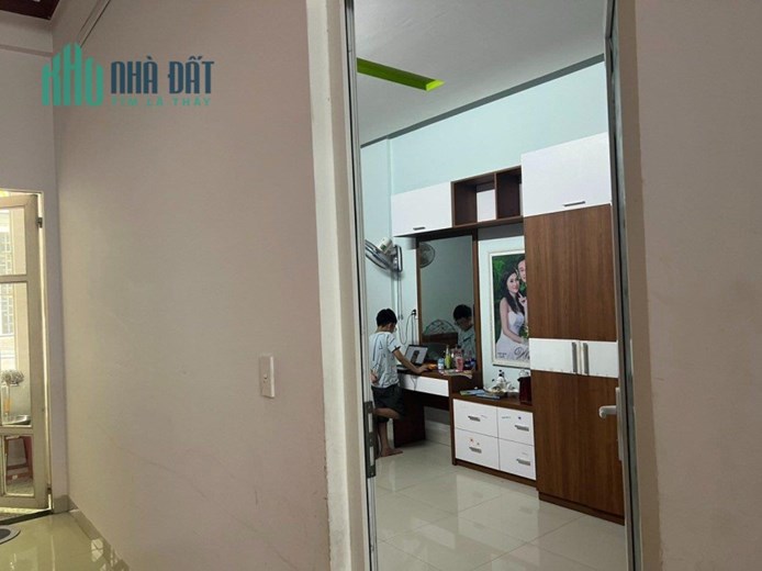 Chính Chủ Chuyển Ra Đà Nẵng Nên Cần Gả Ngôi Nhà Đẹp Như Trong Tranh Tại KPM Tân Thạnh.