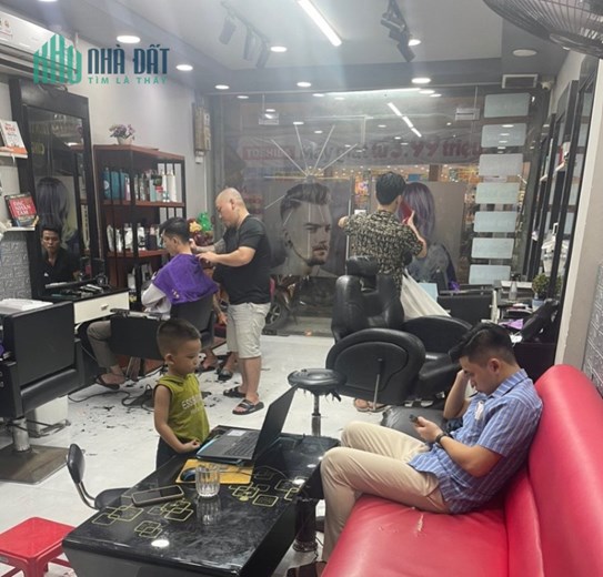 CHÍNH CHỦ MÌNH CẦN SANG NHƯỢNG SALON TÓC KẾT HỢP NALI MI SAPA TẠI VĨNH LỘC, BÌNH CHÁNH, TP. HỒ CHÍ